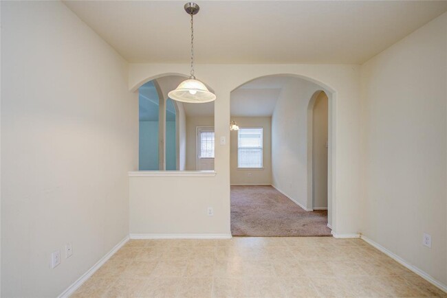 Building Photo - 1434 Daffodil Rd