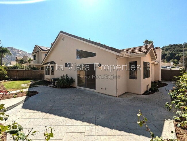 Building Photo - 1204 Rocky Point Way