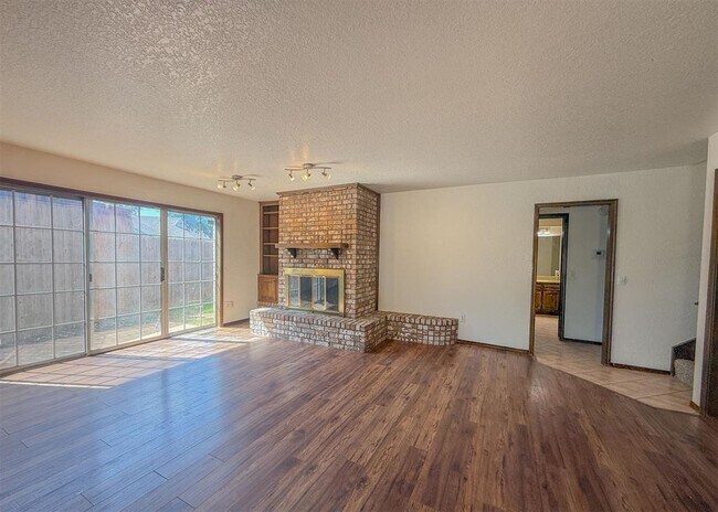 Building Photo - 3908 NW 68th St