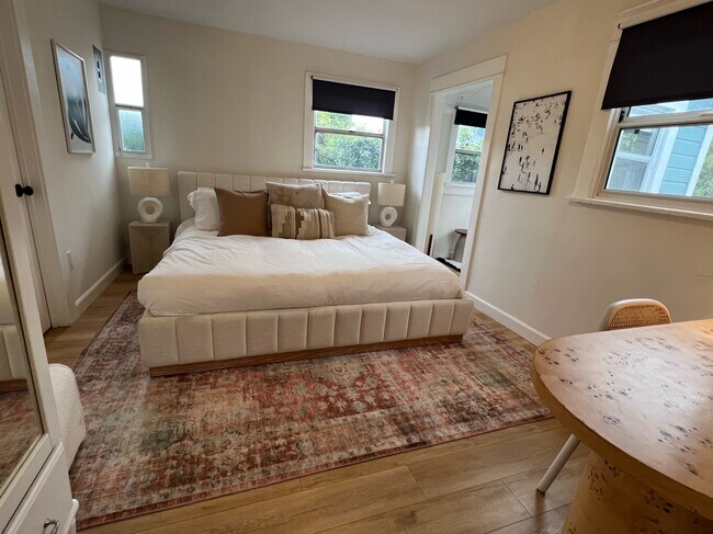 King Bedroom - 2813 2nd Ave
