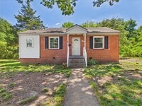 Building Photo - 4605 Eastover Ave