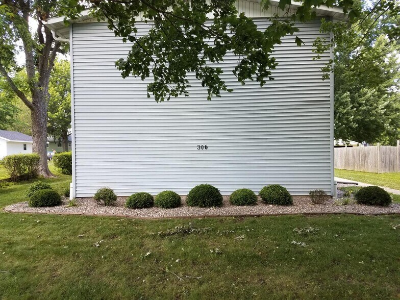 Front of building from the street - 306 E Henry St