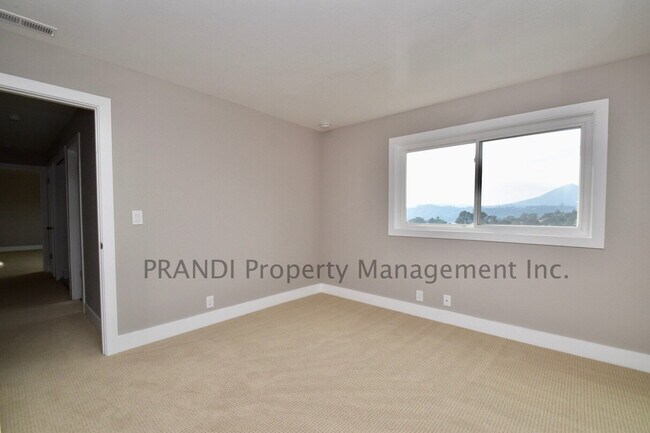 Building Photo - Country Club San Rafael Home with Pool and...