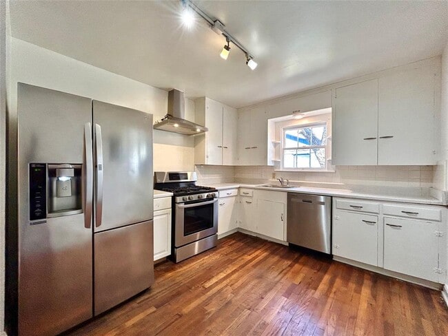 Building Photo - 5207 Shoal Creek Blvd