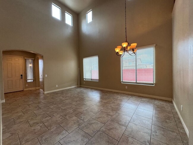 Building Photo - 4BR/3BA/2.5CG, 2534 sq.ft. rental with DEN in Sierra Vista, AZ