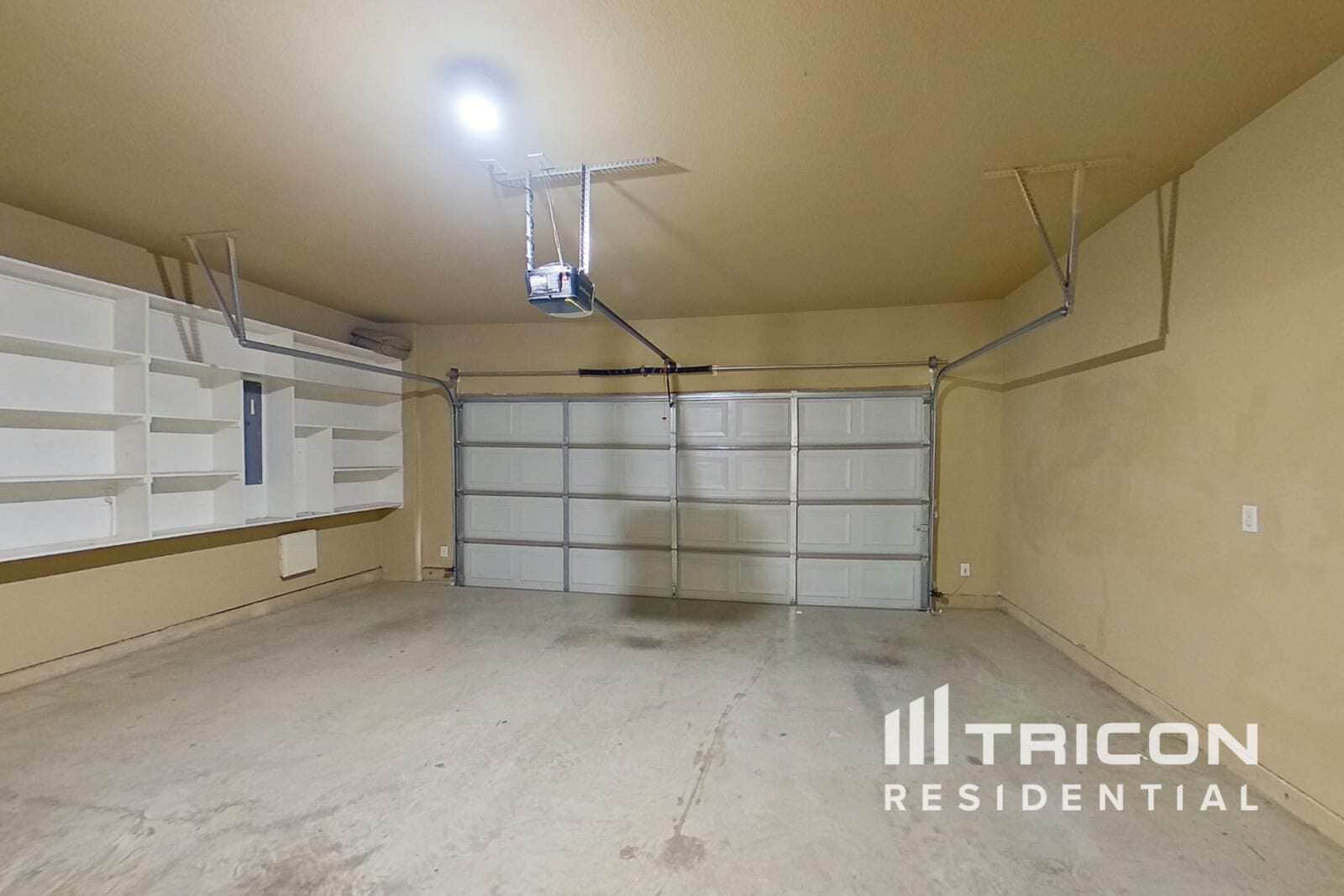 Building Photo - 4120 Comanche Dr