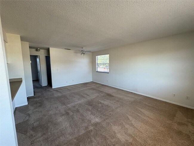 Building Photo - 5717 S Dale Mabry Hwy