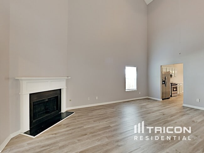Building Photo - 2605 Thunder Basin Way