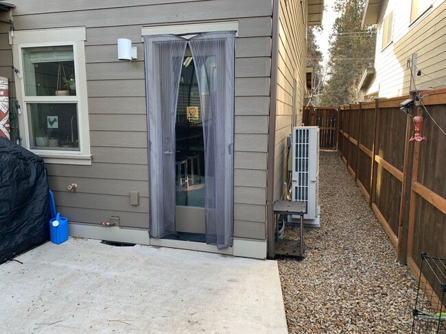 Building Photo - 20132 Reed Ln