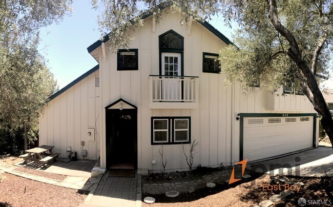 Primary Photo - 539 Palms Dr