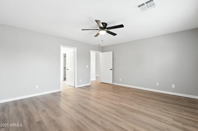 Building Photo - 3735 E Rousay Dr