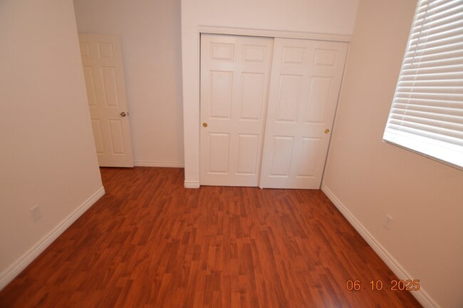 Building Photo - 5541 Sterling Valley Ct