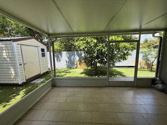 Building Photo - 4281 NW 35th Terrace