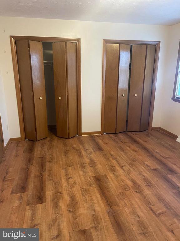 Building Photo - 14 Colonial Dr