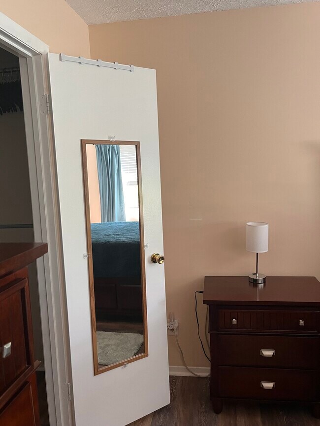 Closet door in Master BR - 4220 Crystal Ct