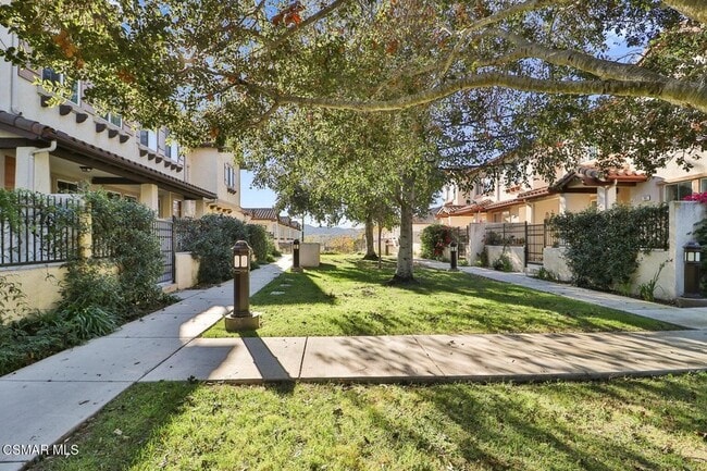 Building Photo - 115 Via Aldea