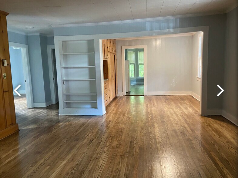 Building Photo - 212 Westwood Dr