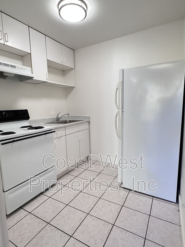 Building Photo - 3539 Roosevelt St