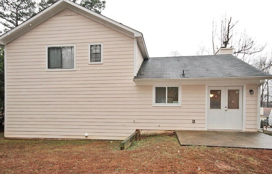 Building Photo - 5155 Sugar Crest Dr