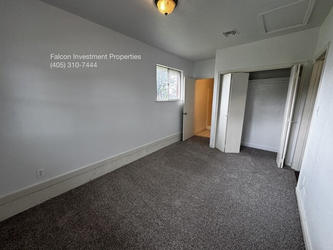 Building Photo - 3156 SW 71st St