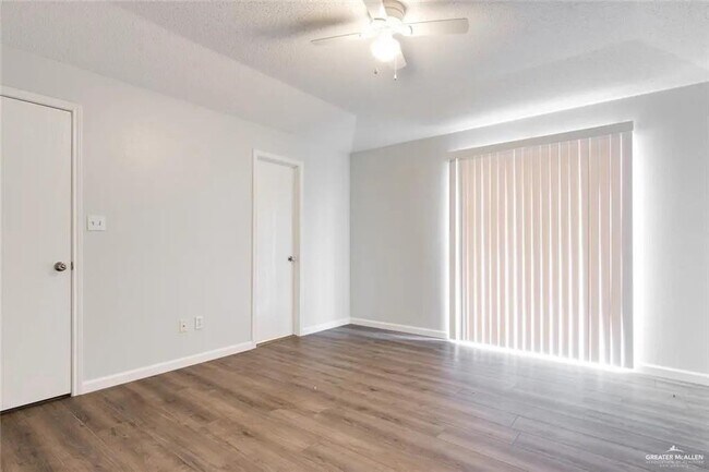 Building Photo - 3507 San Esteban St