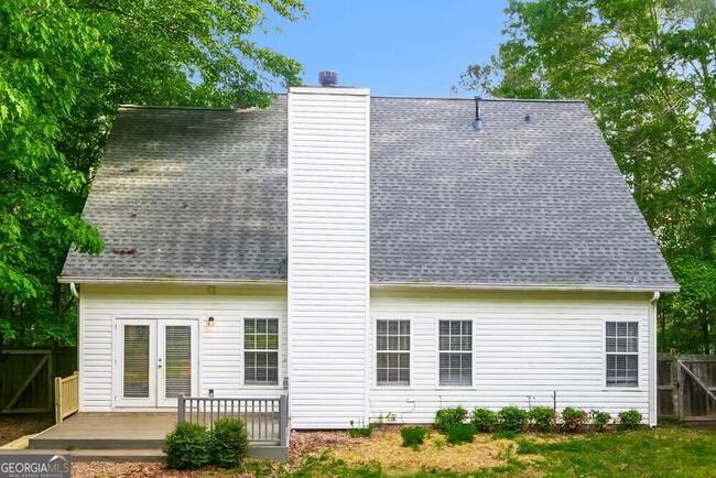Building Photo - 57 Highland Dr
