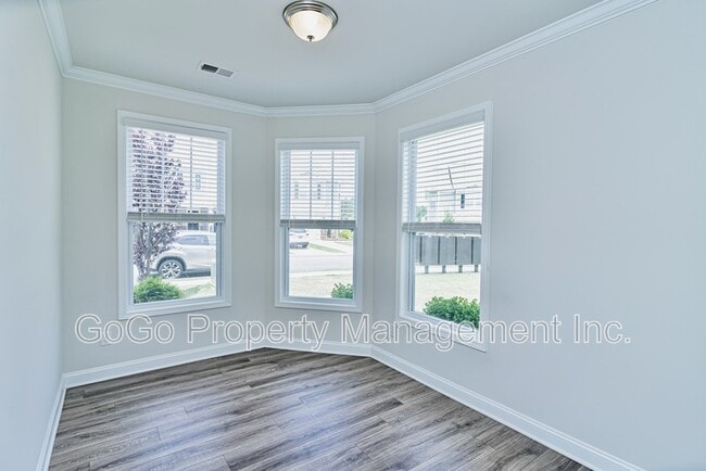 Building Photo - 412 Yellow Fox Rd