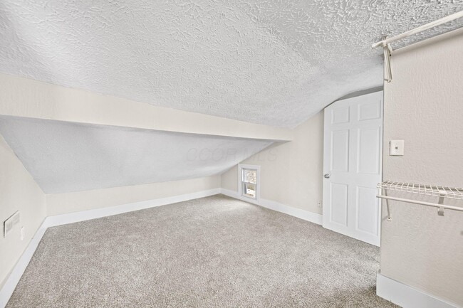 Building Photo - 2709 Kilbourne Ave