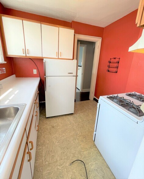 Building Photo - 6532 Wilkins Ave