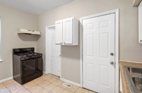 Building Photo - 6937 Etzel Ave