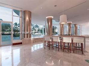 Building Photo - 5161 Collins Ave