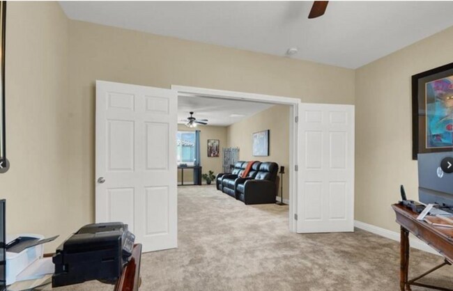 Building Photo - 4630 Summer Azure St