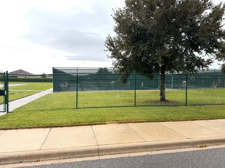 Pickleball and Tennis Courts - 11190 Hess Way