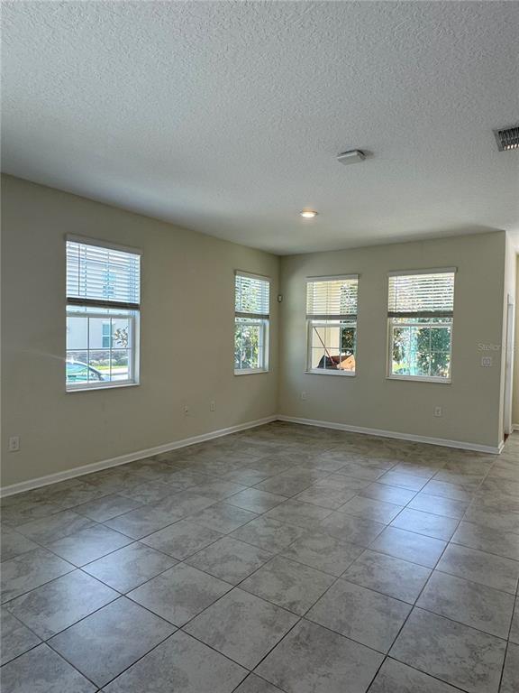 Building Photo - 1350 SHINNECOCK