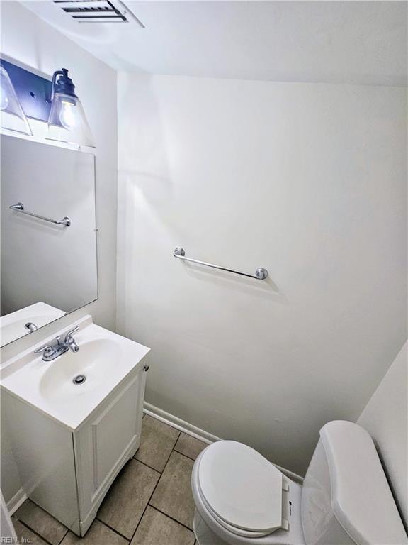 Building Photo - 5643 Dodington Ct