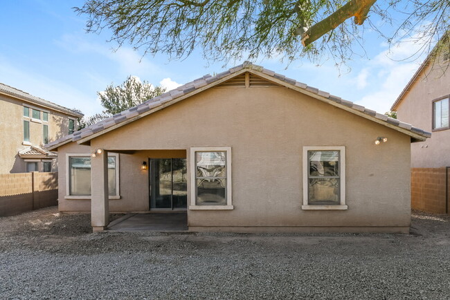 Building Photo - 2726 E Desert Rose Trail