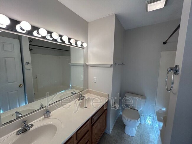 Building Photo - 4417 Fawnie Ln