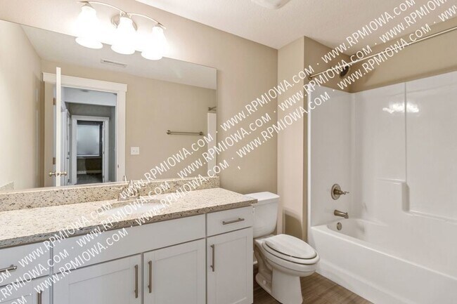 Building Photo - 499 S Bluestone Way