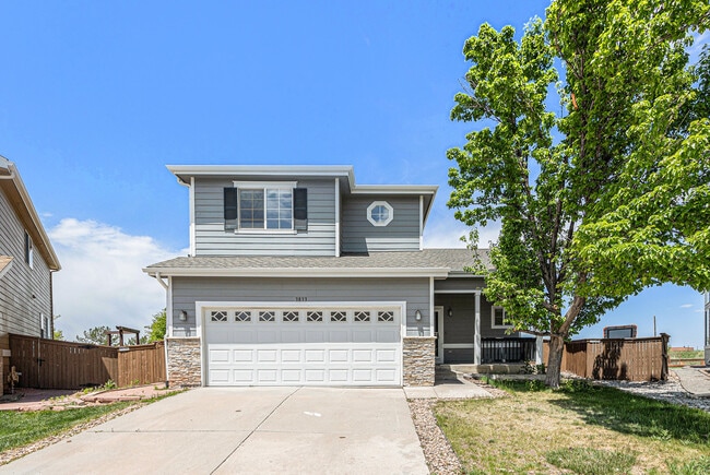Building Photo - 3833 E Aldenbridge Cir