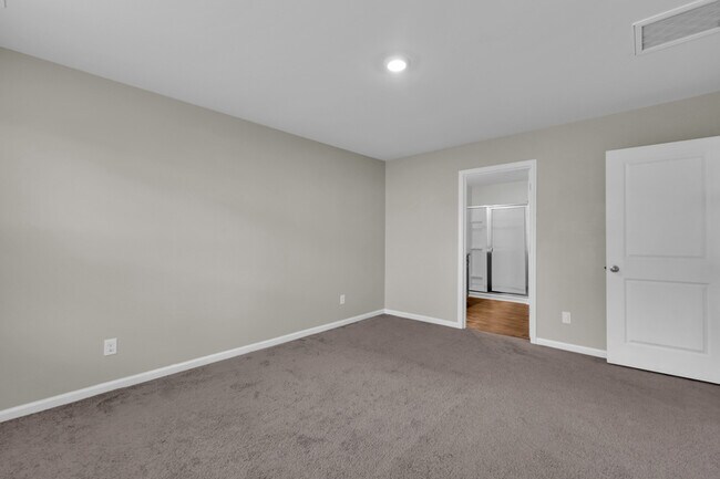 Building Photo - 233 Caribbean Village Dr