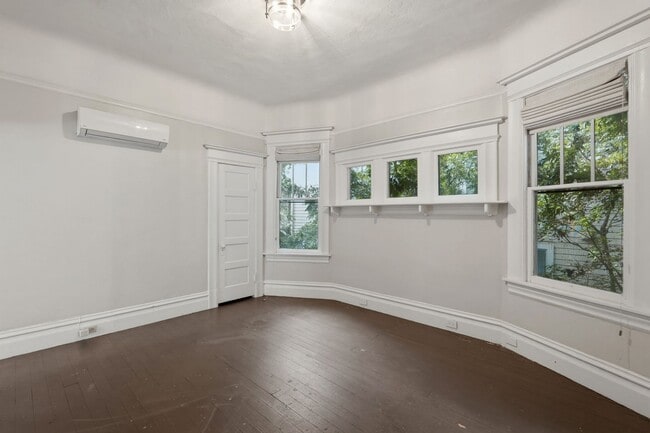 Building Photo - 1316-1318 19th Street