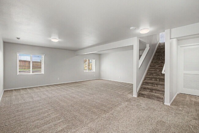 Building Photo - 1005 Scarlet Oak Dr