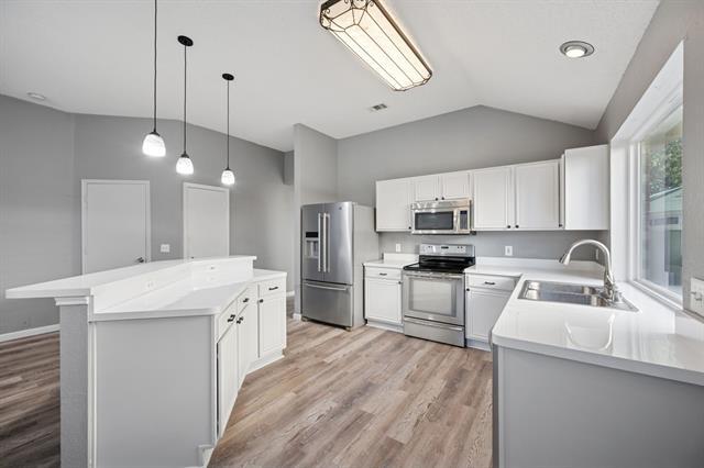 Building Photo - 508 Dartmouth Ln