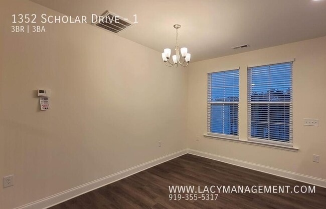 Building Photo - 1352 Scholar Dr