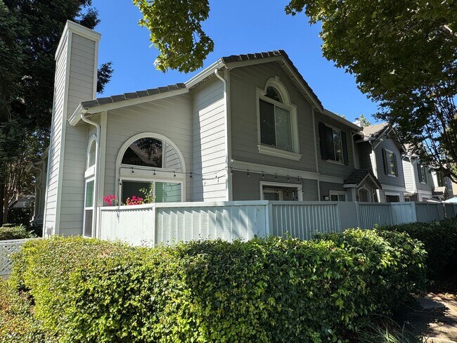 Primary Photo - 2bd/2.5ba Santa Teresa Townhouse - Availab...