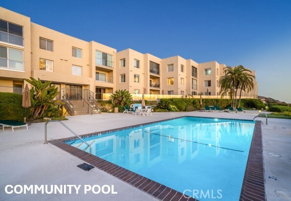 Building Photo - 3200 La Rotonda Dr