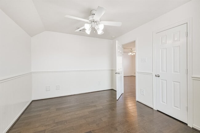 Building Photo - 2507 Liza Ct