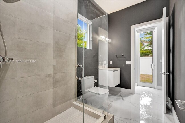 Building Photo - 10223 NW 75th Terrace