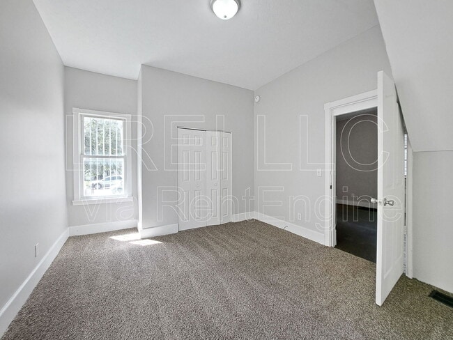 Building Photo - 741 S 37th St