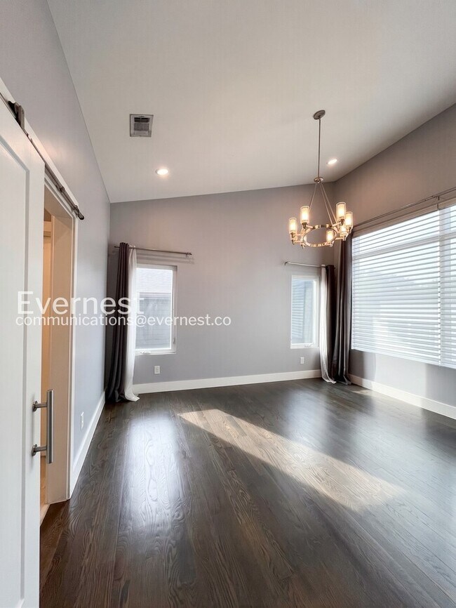 Building Photo - 915 Delmas Ave